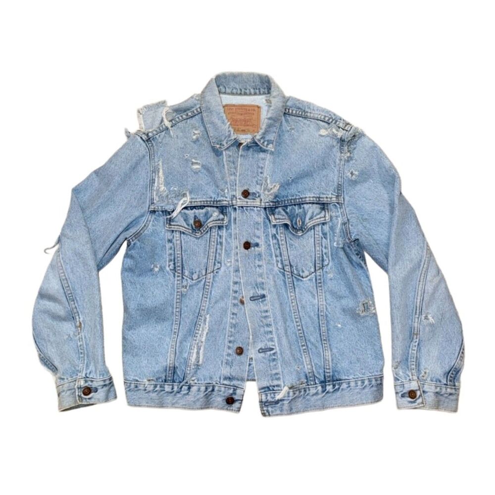 levi's distressed denim jacket